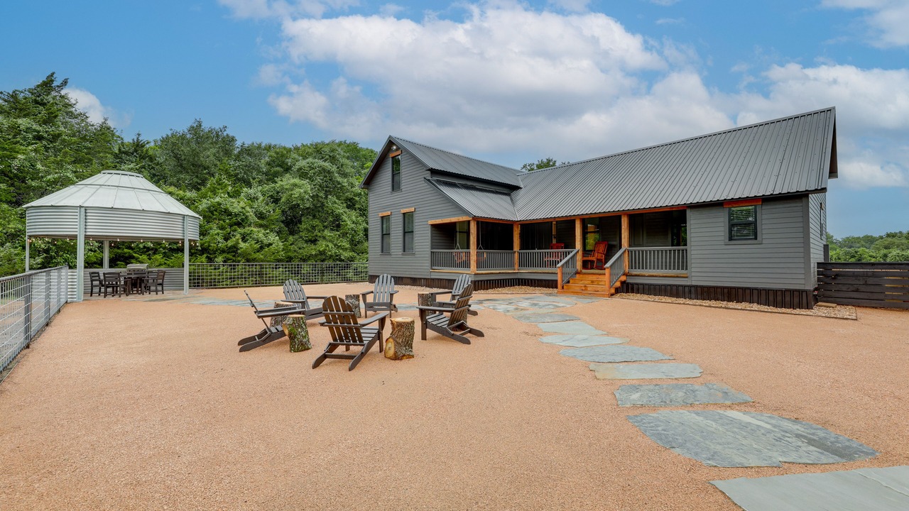 Photo of Patio Balcony in Schulenburg
