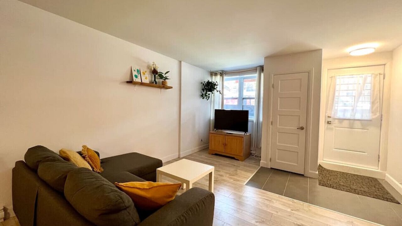 Photo of Livingroom in Vieux-Limoilou