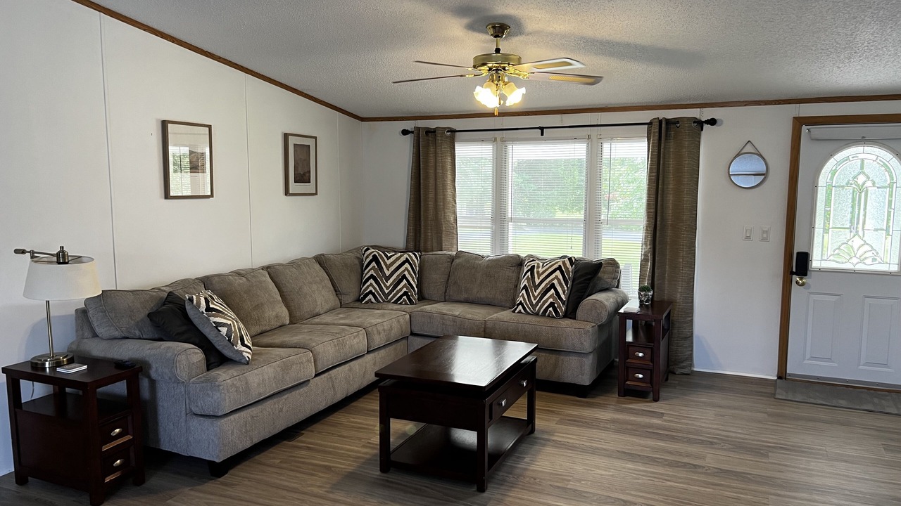 Photo of Livingroom in Cookeville