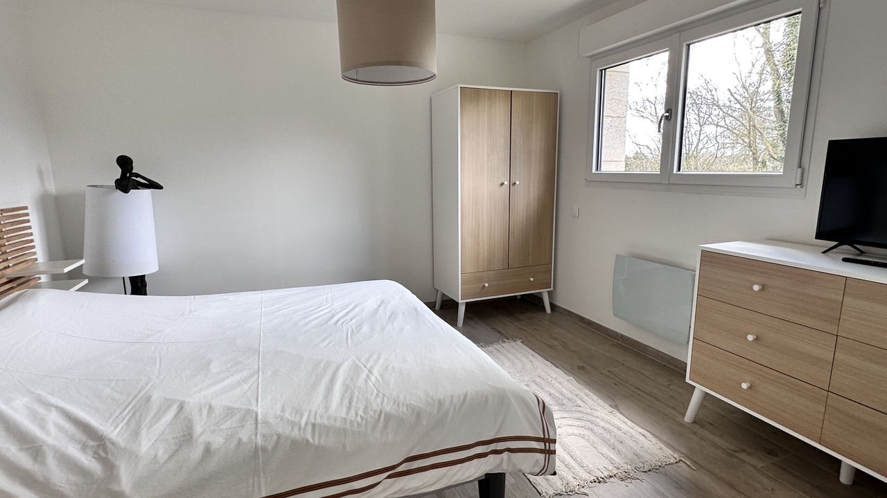 Photo of Bedroom in Les Attaques