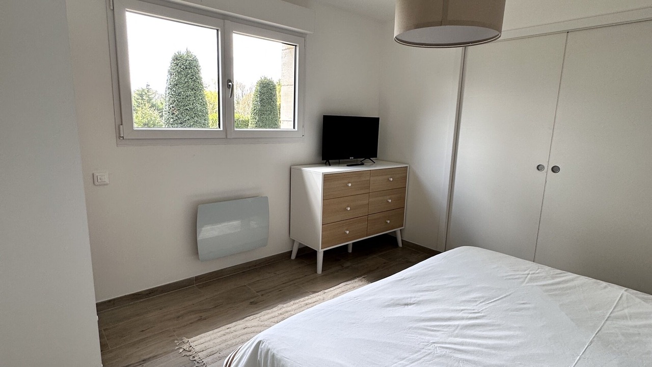 Photo of Bedroom in Les Attaques
