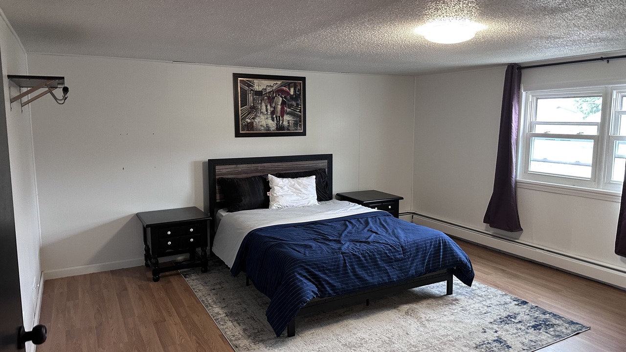 Photo of Bedroom in Kearny