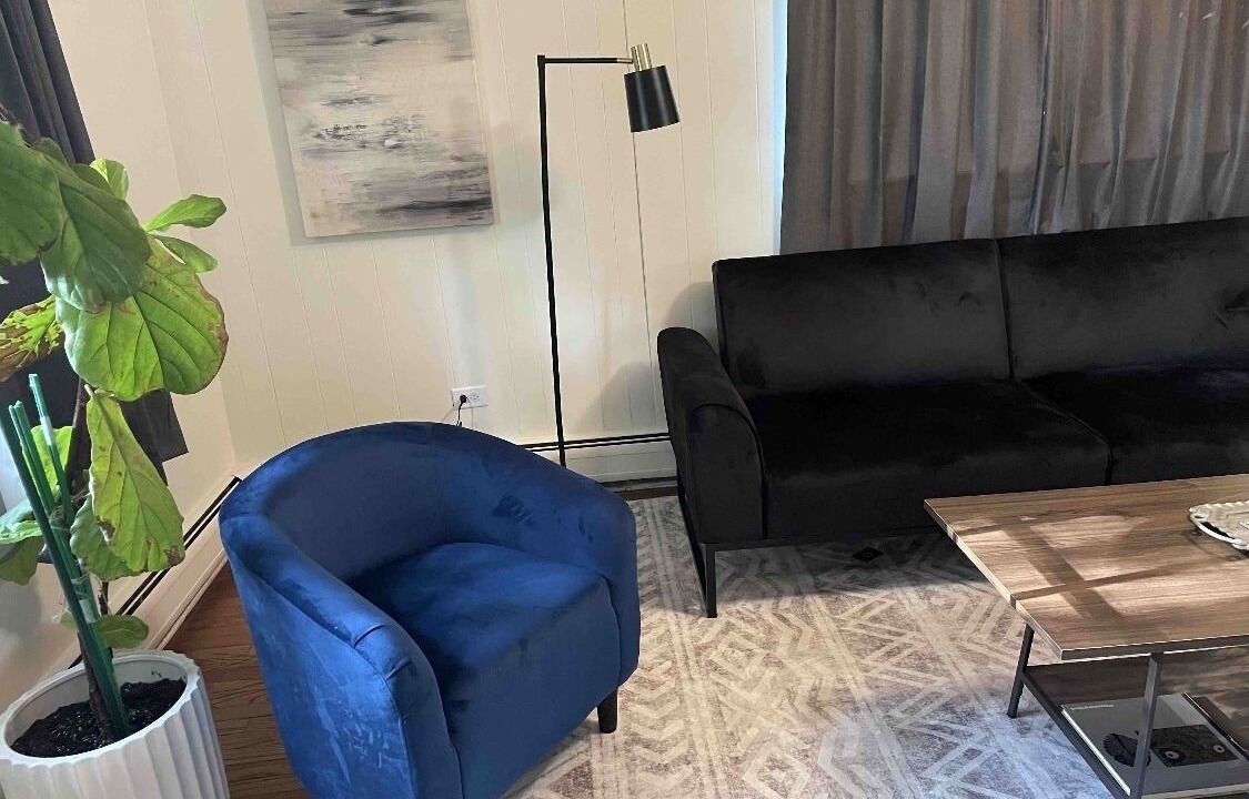 Photo of Livingroom in Brookfield