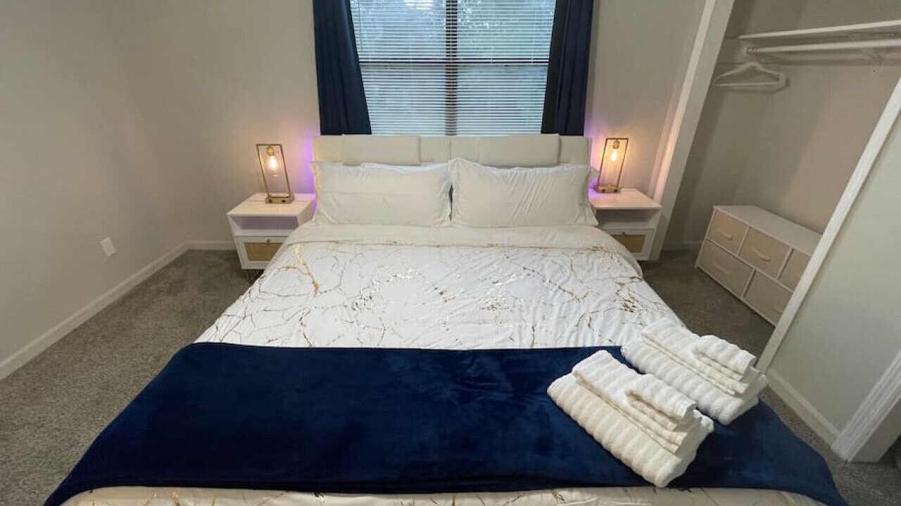 Photo of Bedroom in Commerce