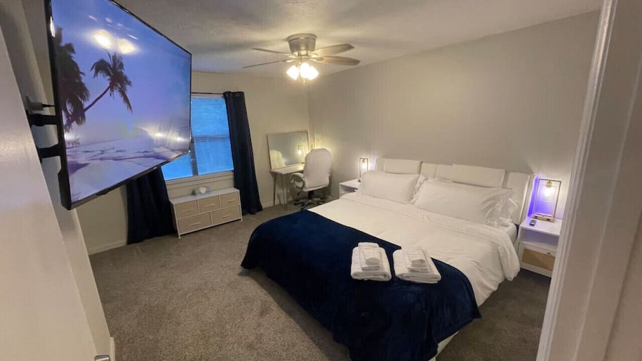 Photo of Bedroom in Commerce