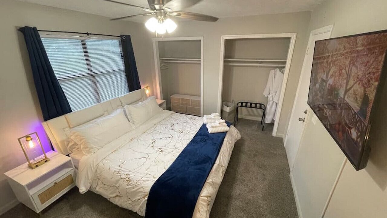 Photo of Bedroom in Commerce