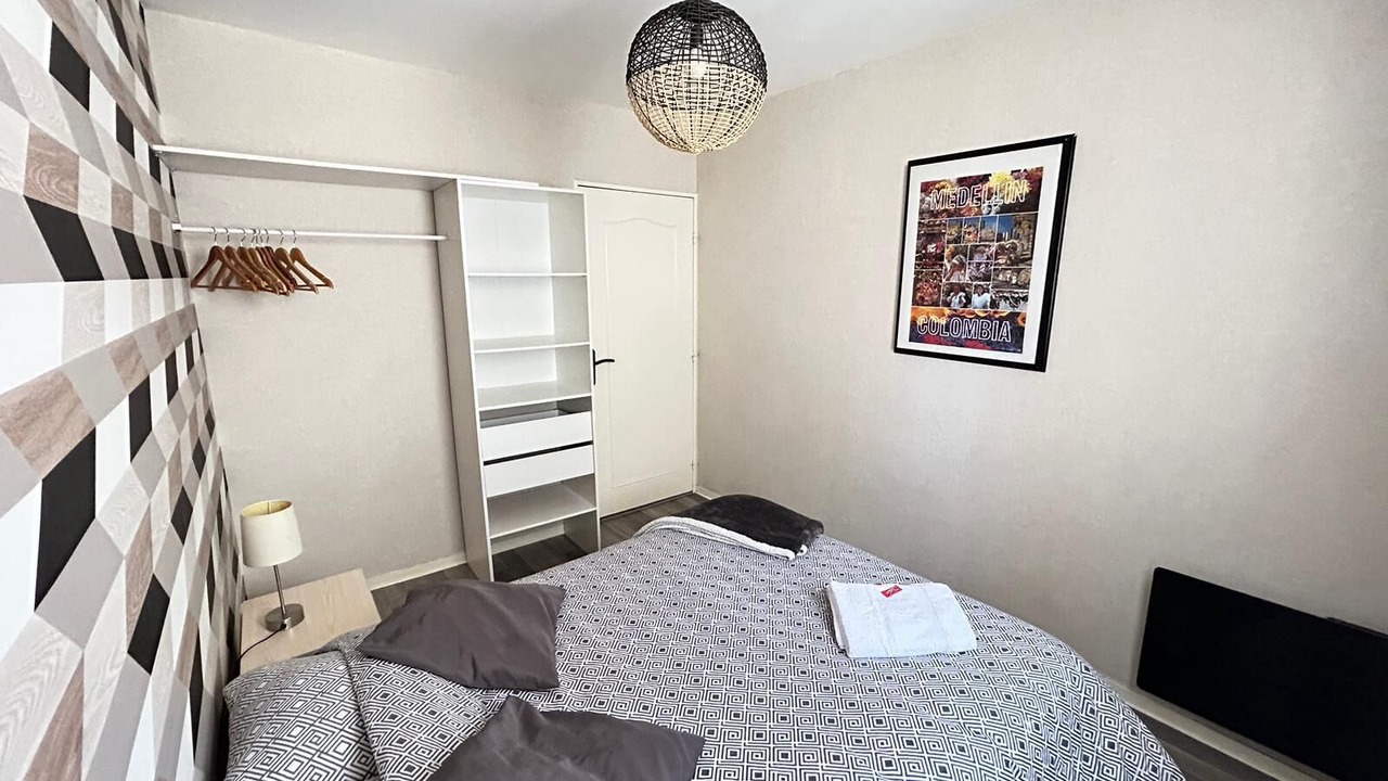 Photo of Bedroom in Centre Ville Rive Gauche