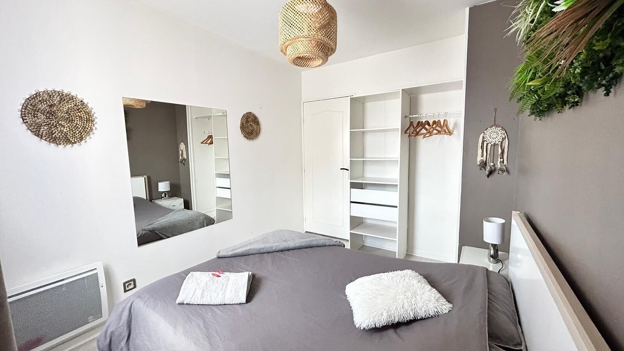 Photo of Bedroom in Centre Ville Rive Gauche