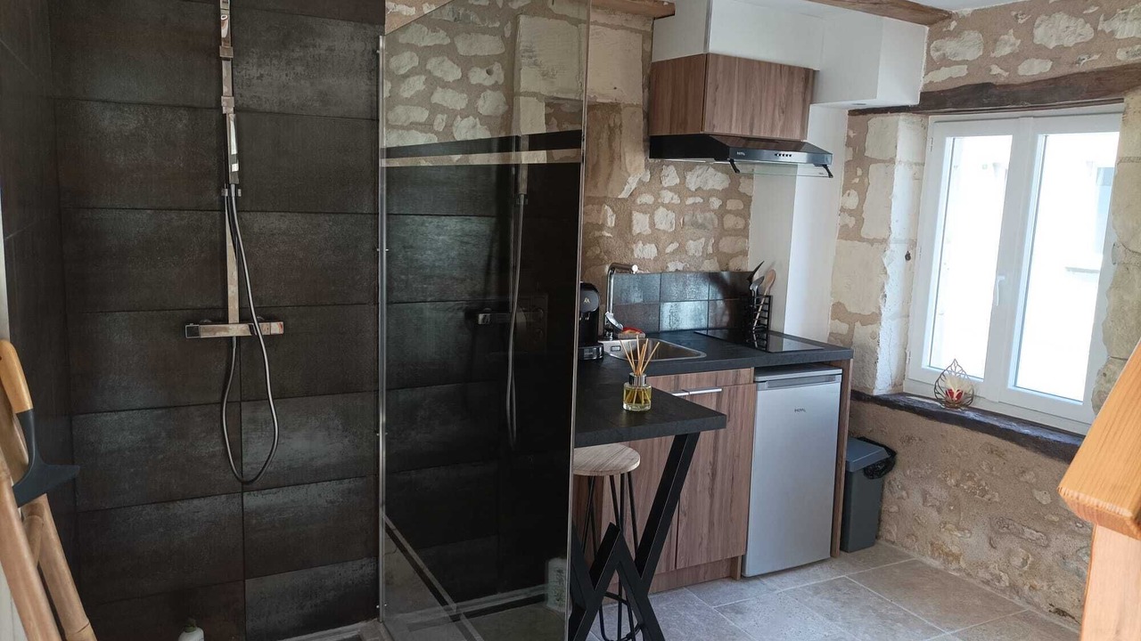 Photo of Kitchen in Civray-sur-Esves