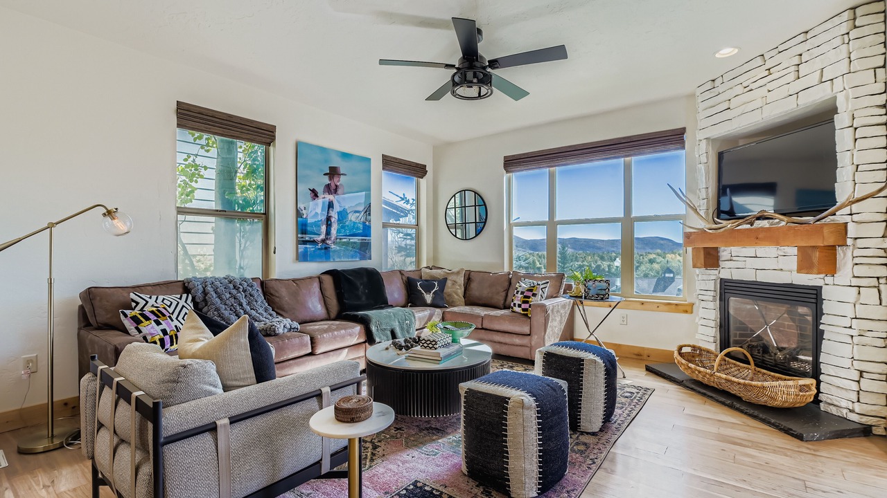 Photo of Livingroom in Bear Hollow Village