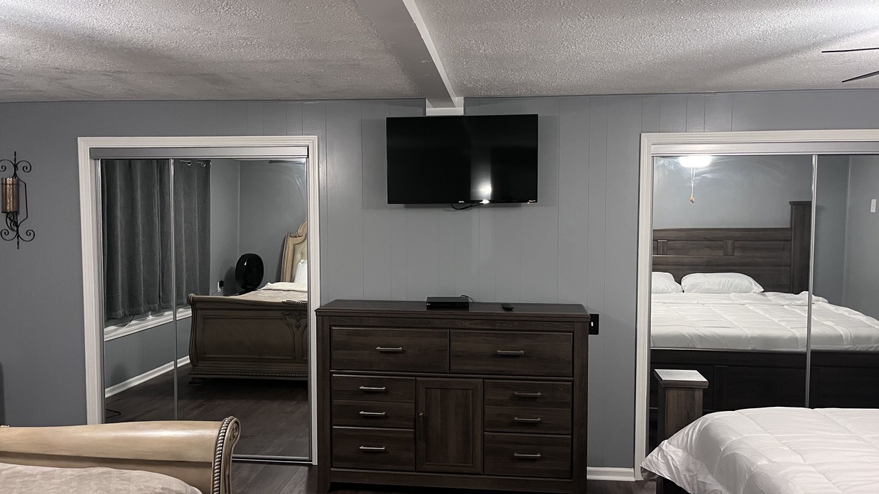 Photo of Bedroom in Deepwater