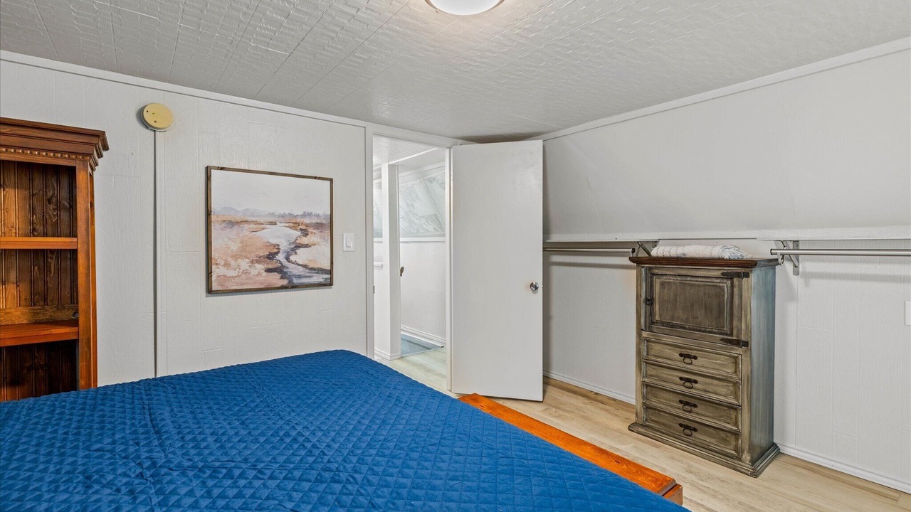 Photo of Bedroom in Lampe