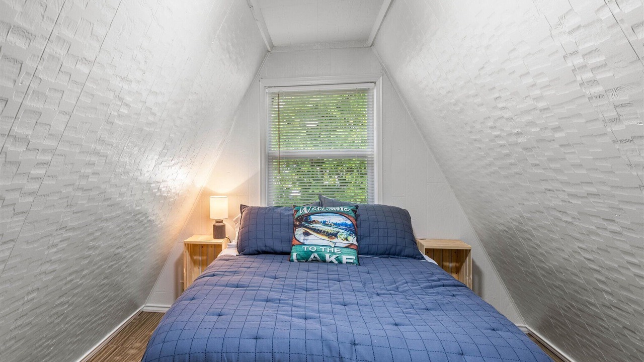 Photo of Bedroom in Lampe