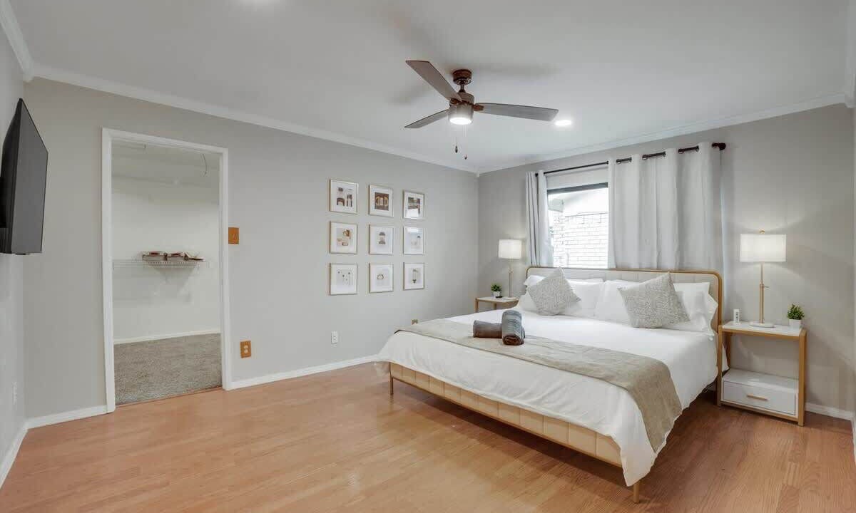 Photo of Bedroom in Northeast Carrollton