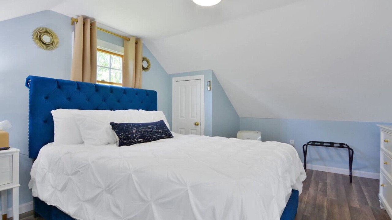 Photo of Bedroom in Methuen