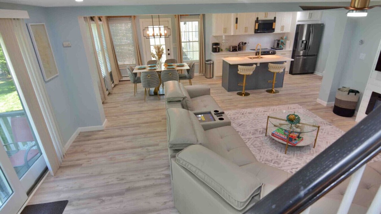 Photo of Livingroom in Methuen