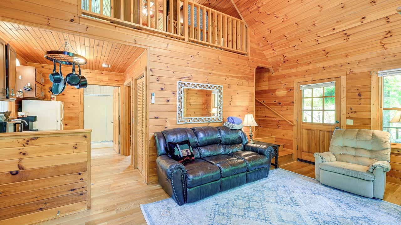 Photo of Livingroom in Laurel Springs