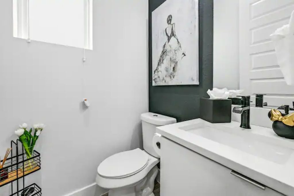 Photo of Bathroom in Central Business District