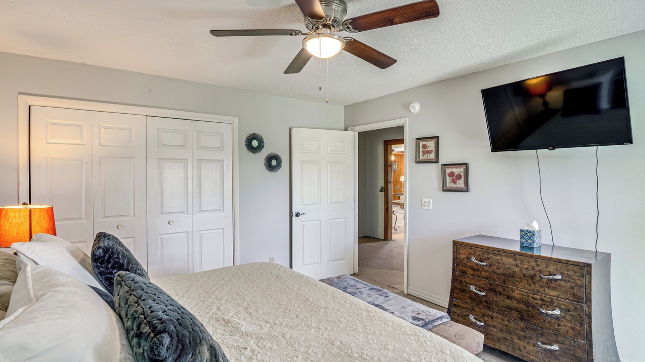 Photo of Bedroom in Hollywood