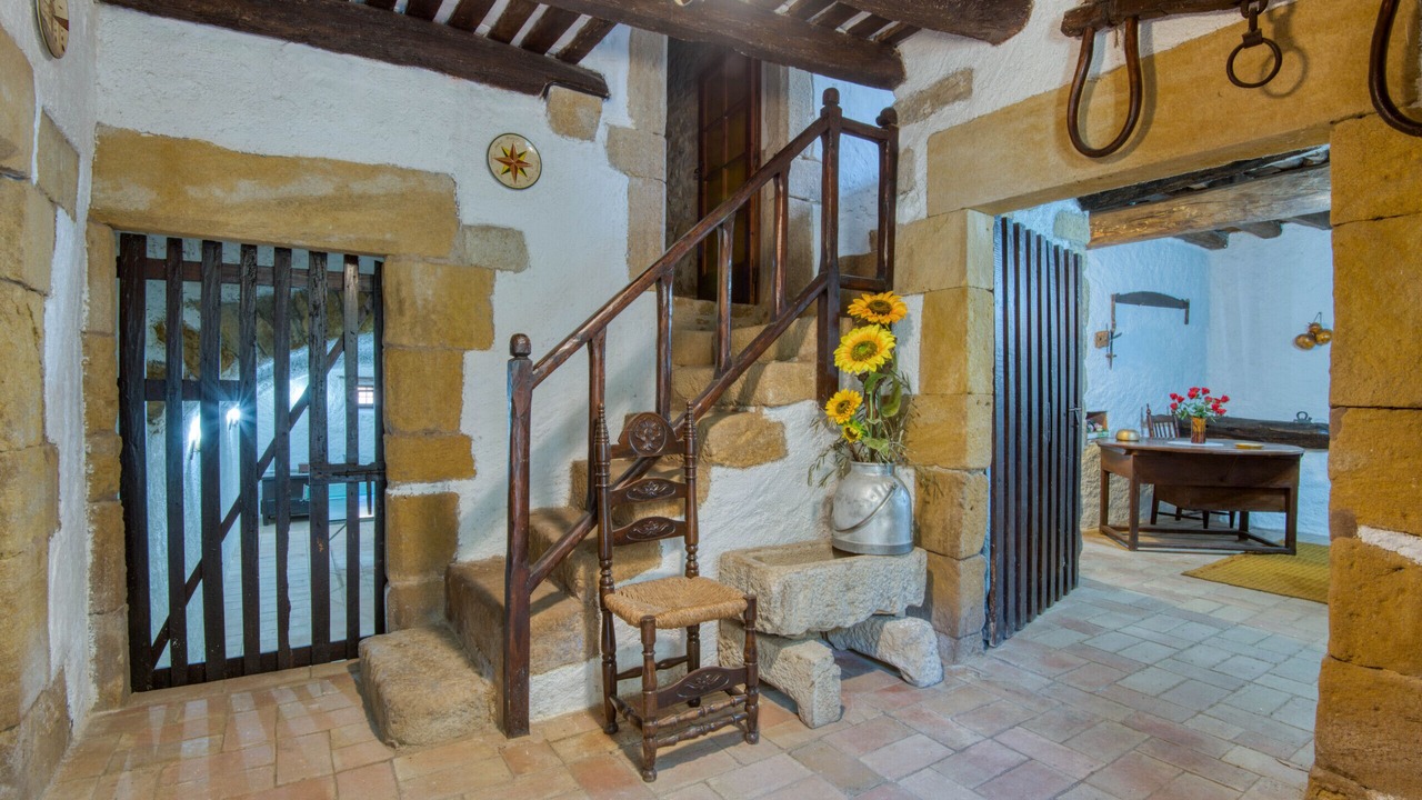 Photo of Patio Balcony in Canapost