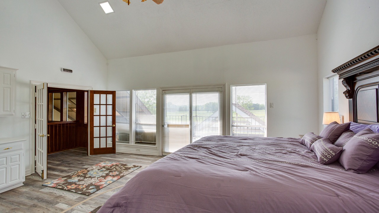 Photo of Bedroom in Commerce