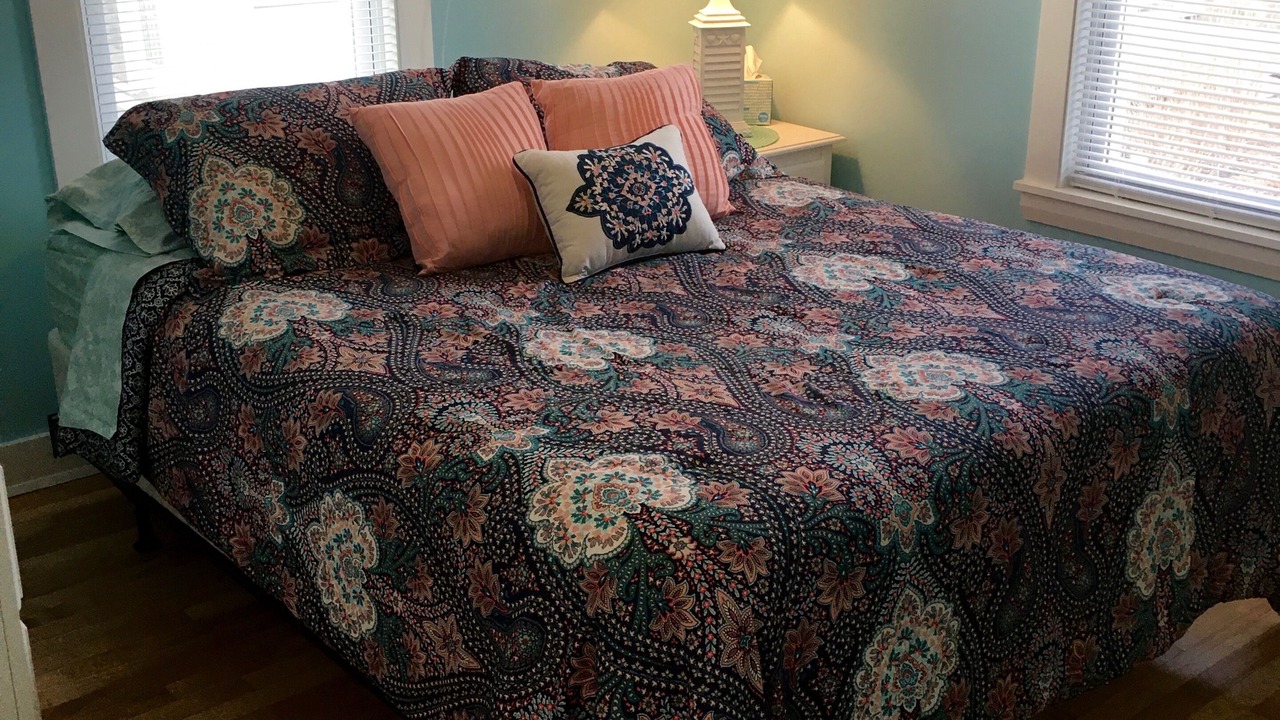 Photo of Bedroom in York Beach