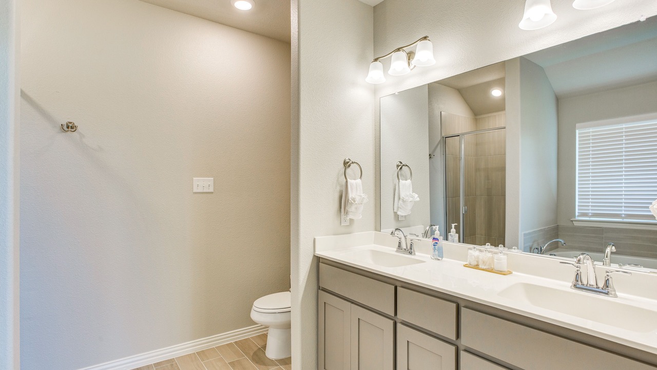 Photo of Bathroom in Forney