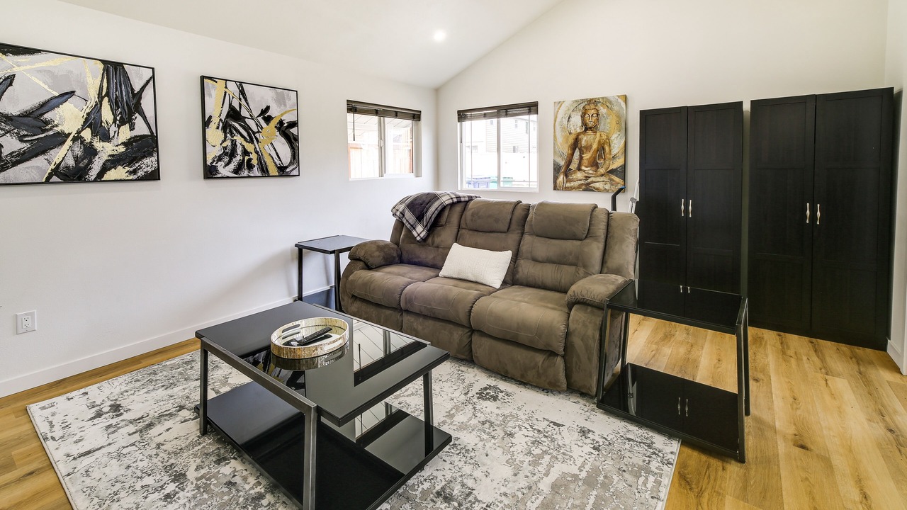 Photo of Livingroom in Pacific