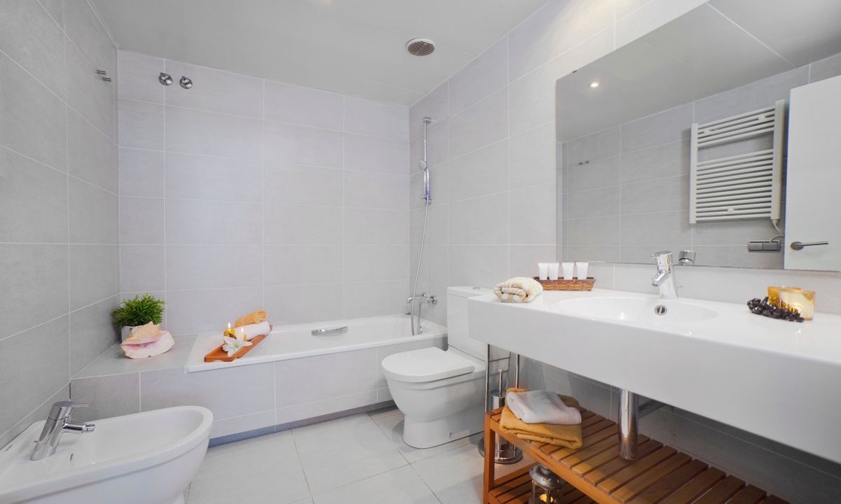 Photo of Bathroom in Provencals del Poblenou