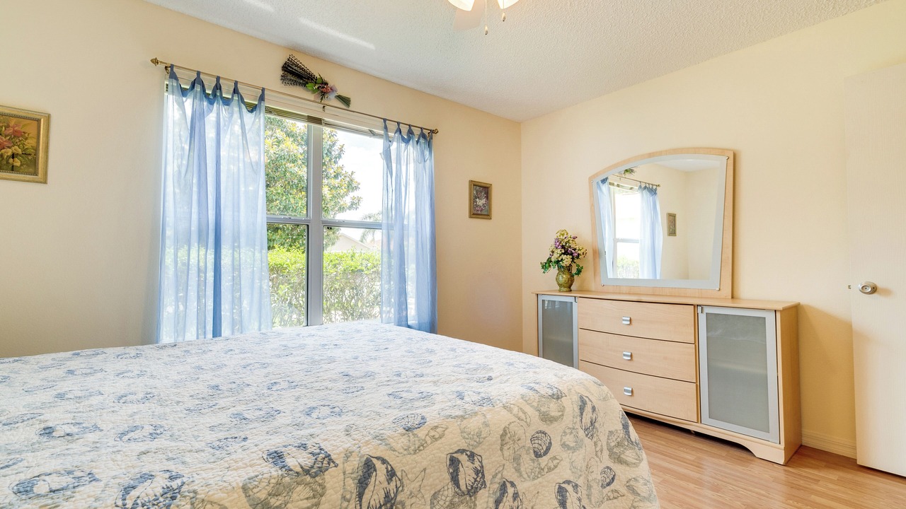 Photo of Bedroom in Lynnhaven
