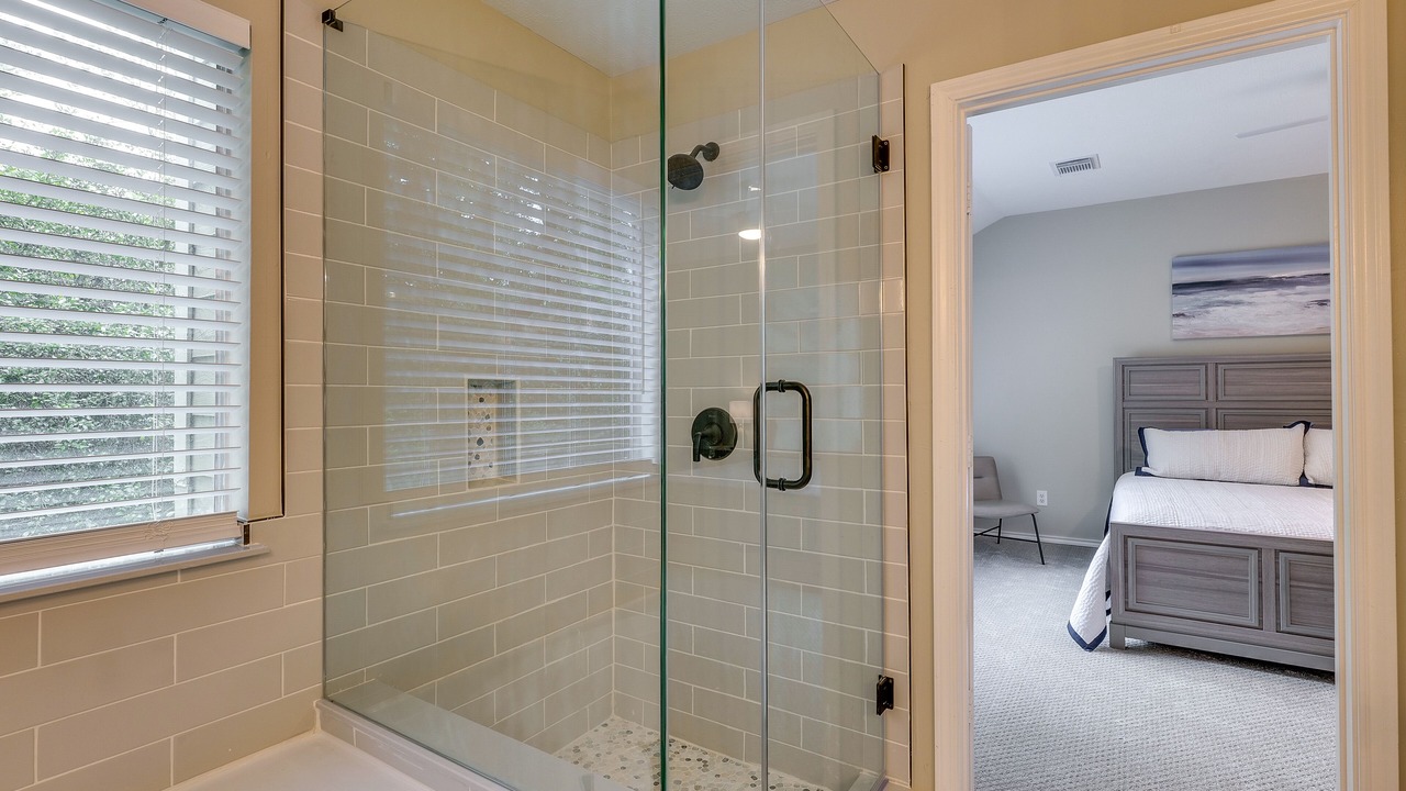 Photo of Bathroom in Alden Bridge