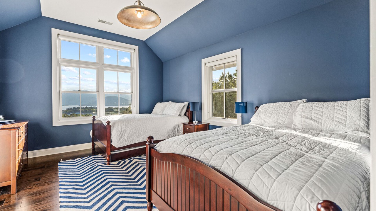 Photo of Bedroom in Bolton Landing