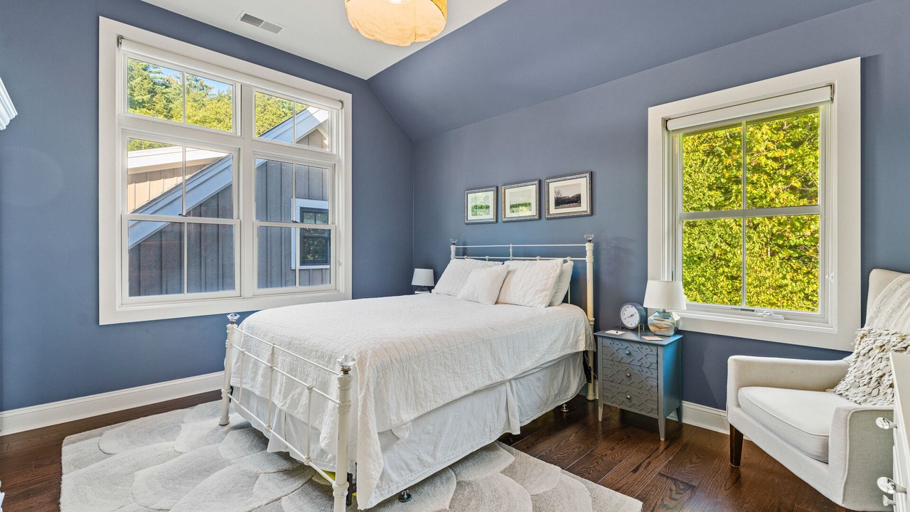 Photo of Bedroom in Bolton Landing