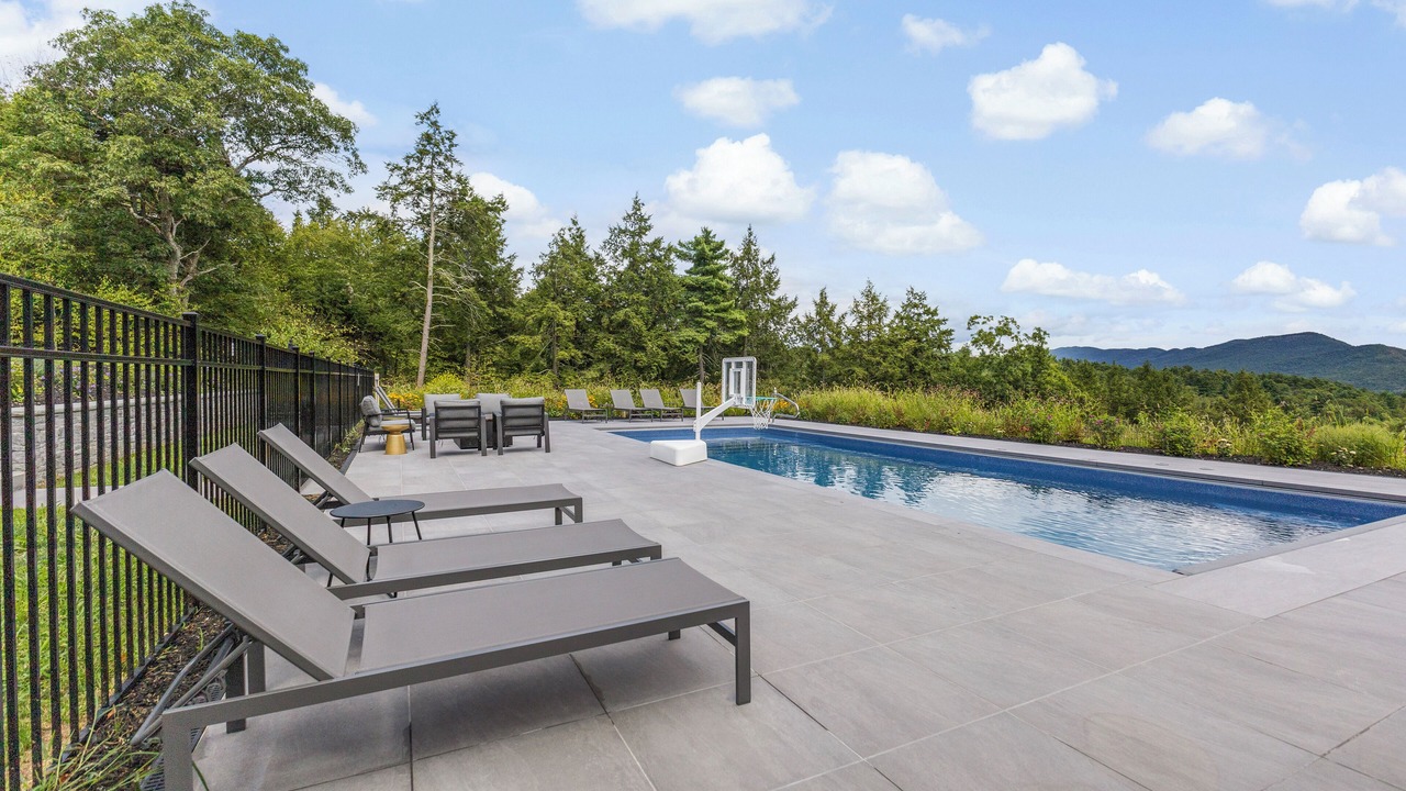 Photo of Outdoor in Bolton Landing