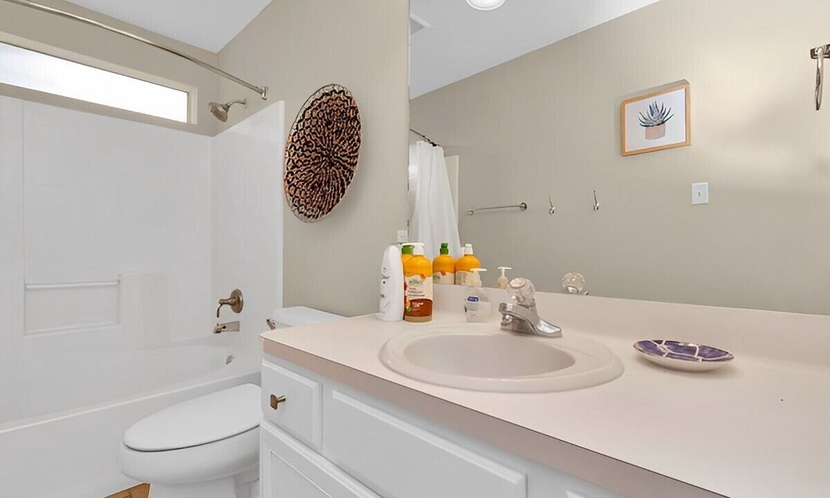 Photo of Bathroom in Willis
