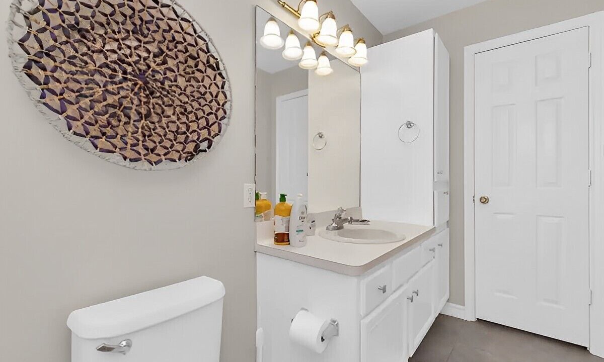Photo of Bathroom in Willis
