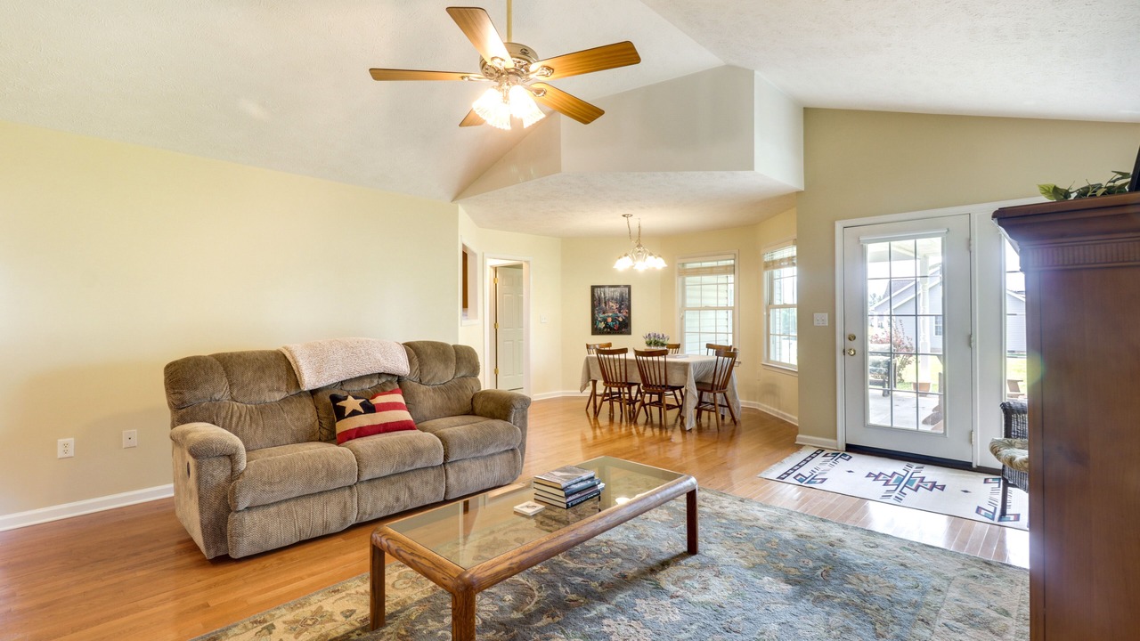 Photo of Livingroom in Elkton
