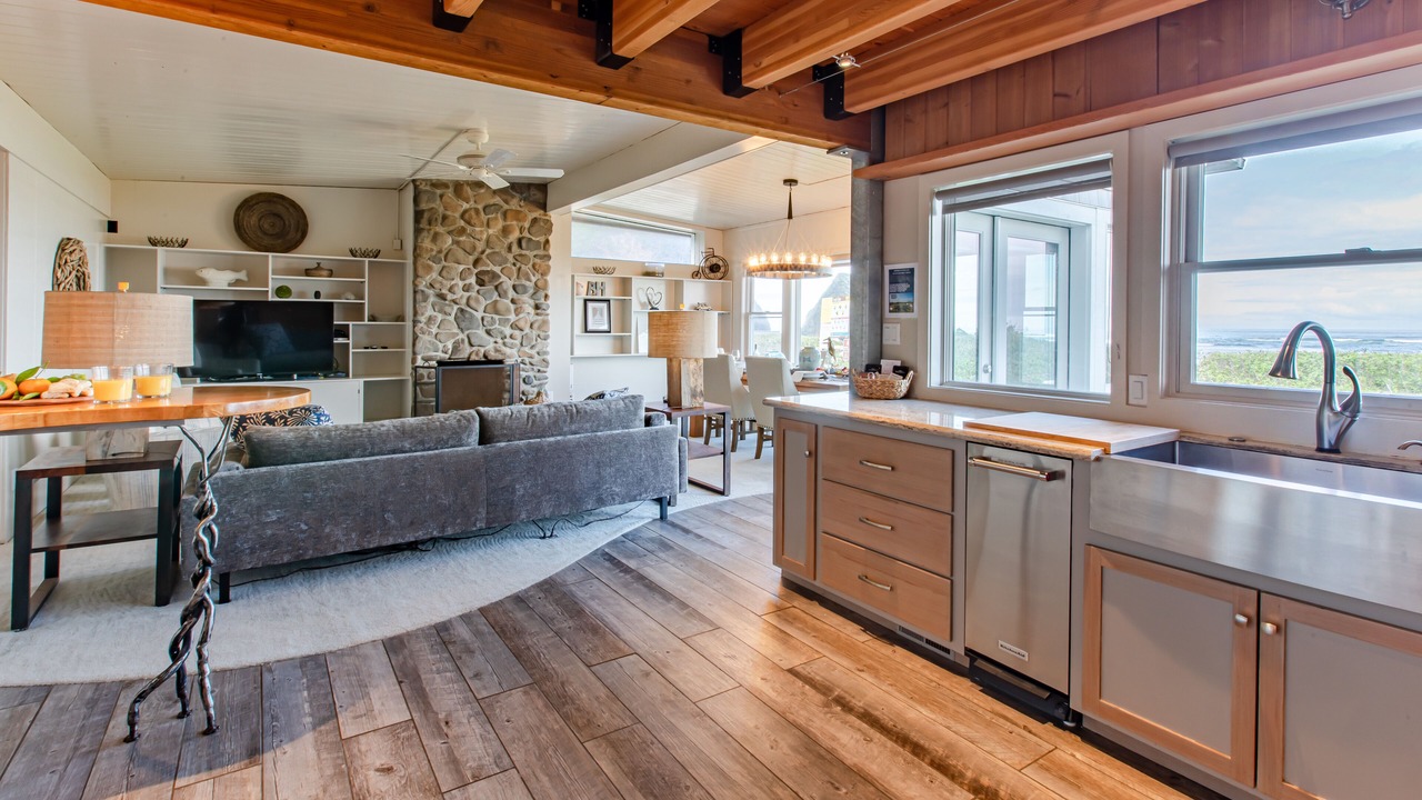 Photo of Others in Arch Cape