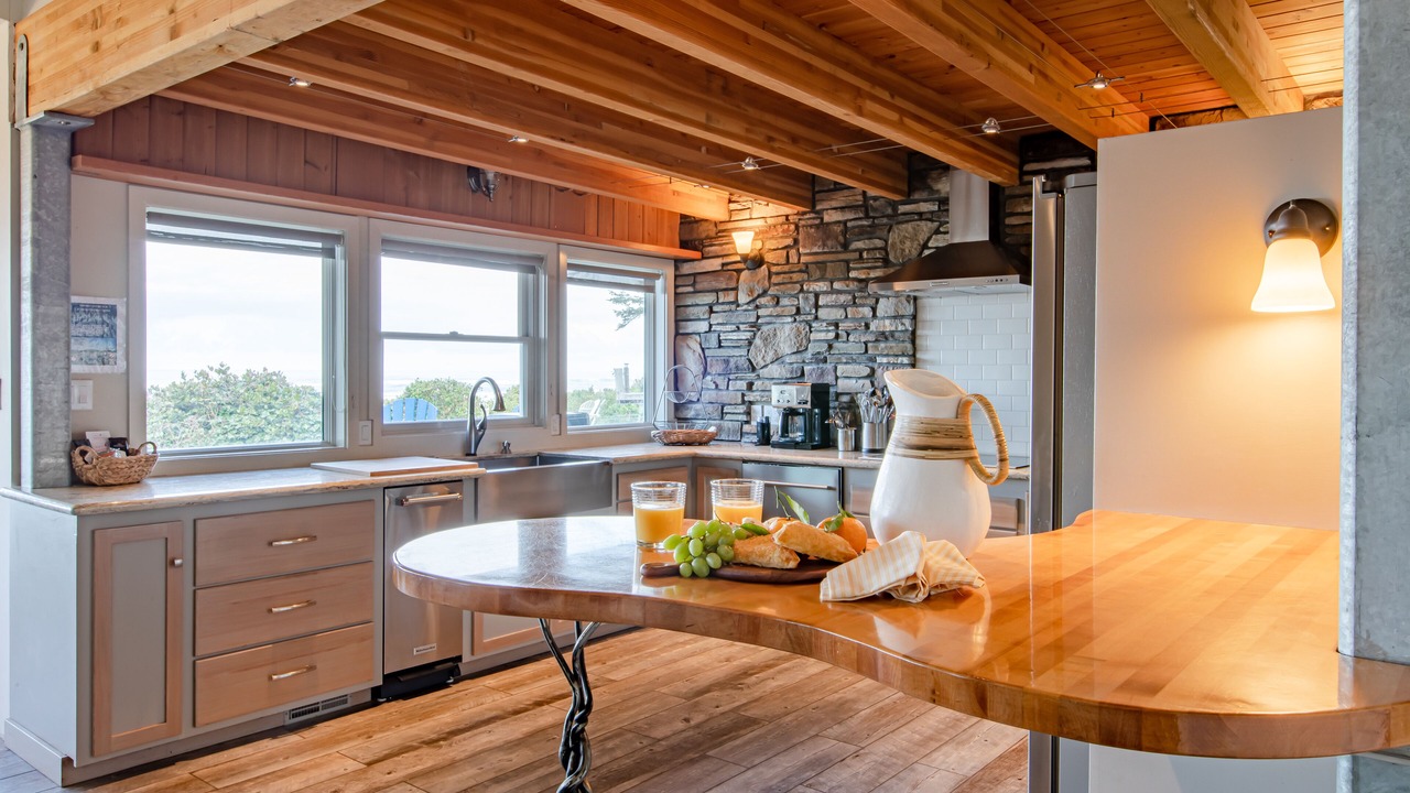 Photo of Others in Arch Cape