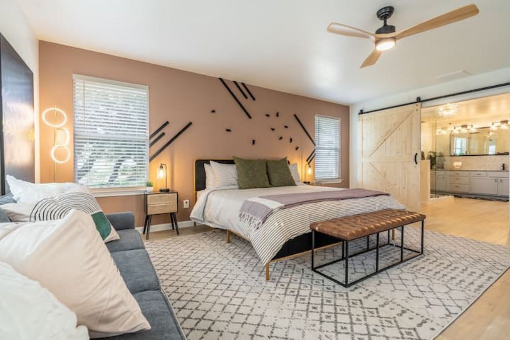Photo of Bedroom in Highland Lake Estates