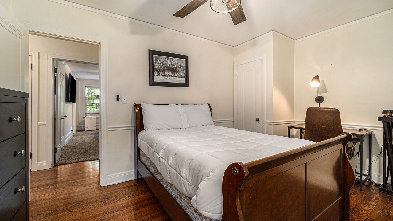 Photo of Bedroom in Grosse Pointe