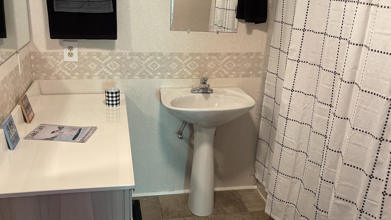 Photo of Bathroom in Baxter