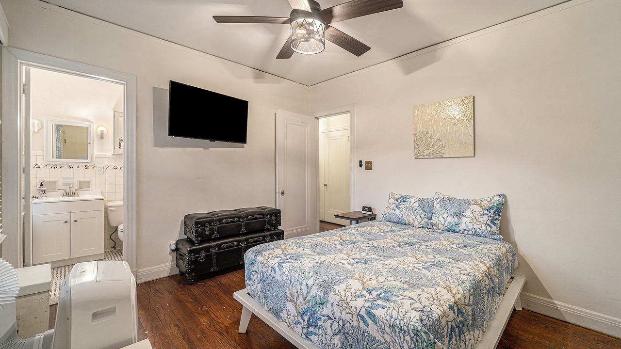 Photo of Bedroom in Grosse Pointe