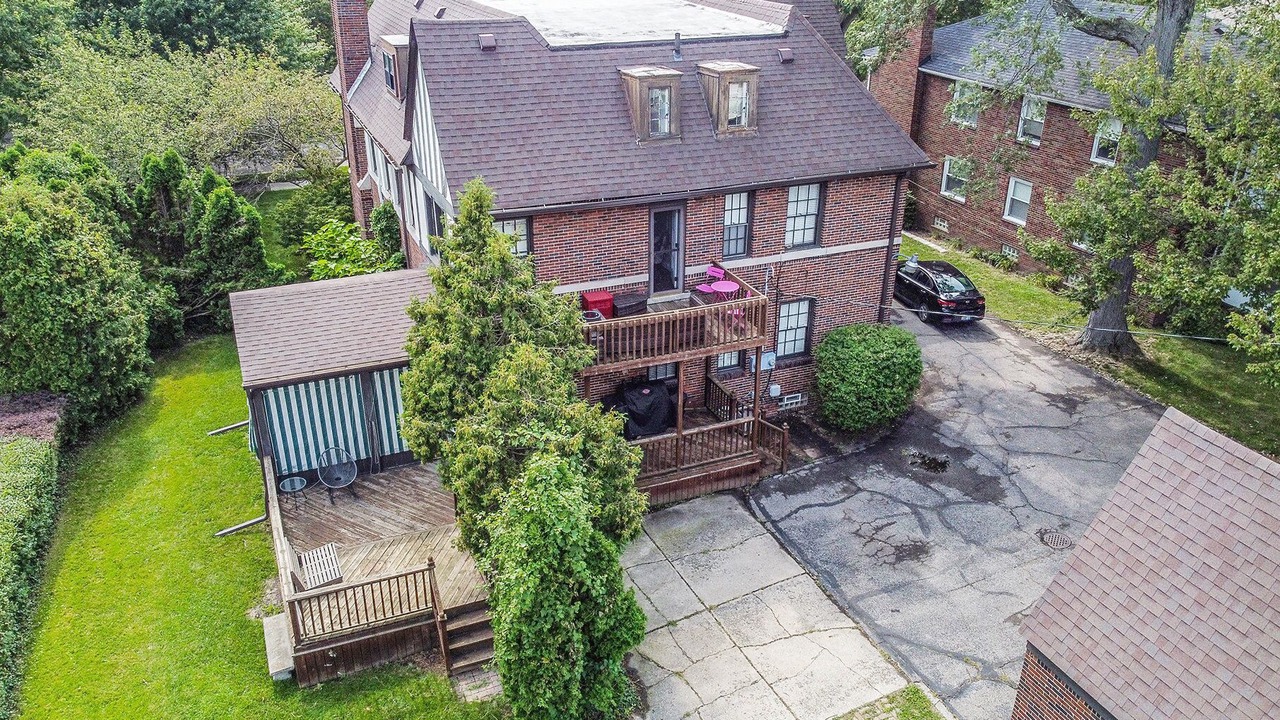 Photo of Outdoor in Grosse Pointe