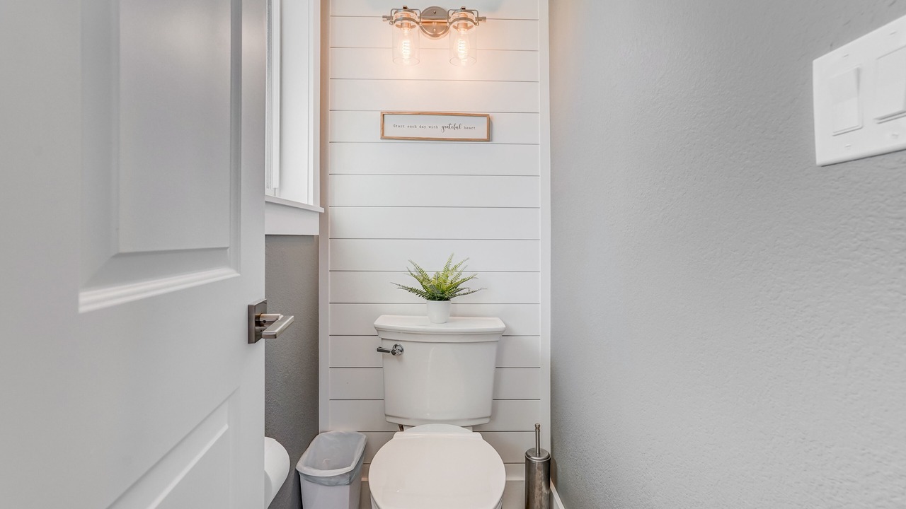Photo of Bathroom in Cheyenne Meadows
