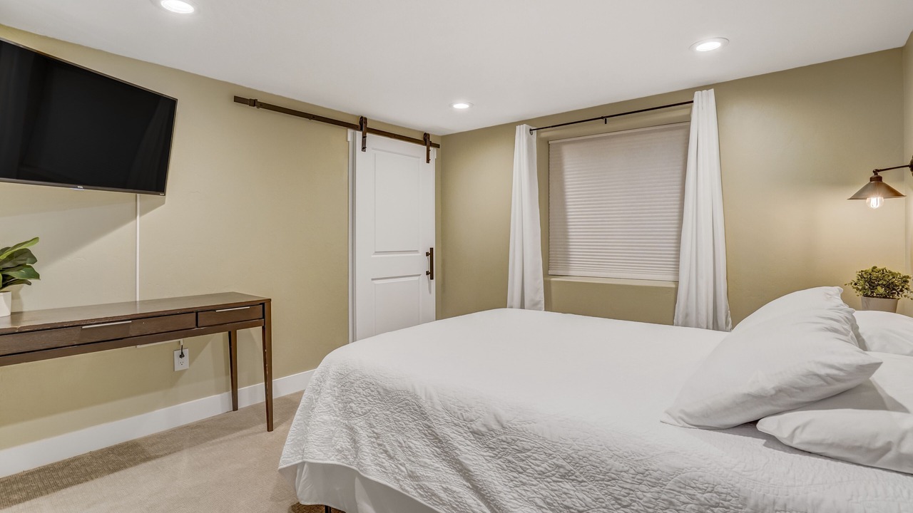 Photo of Bedroom in Cheyenne Meadows