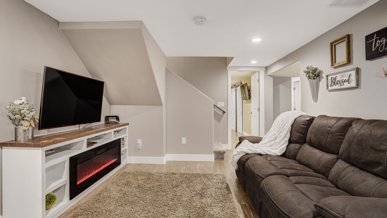 Photo of Livingroom in Cheyenne Meadows