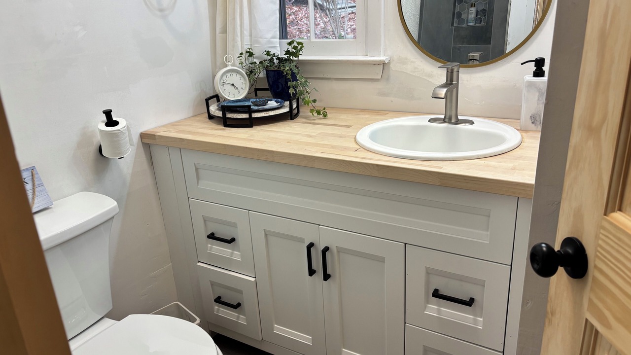 Photo of Bathroom in Coventry Lake