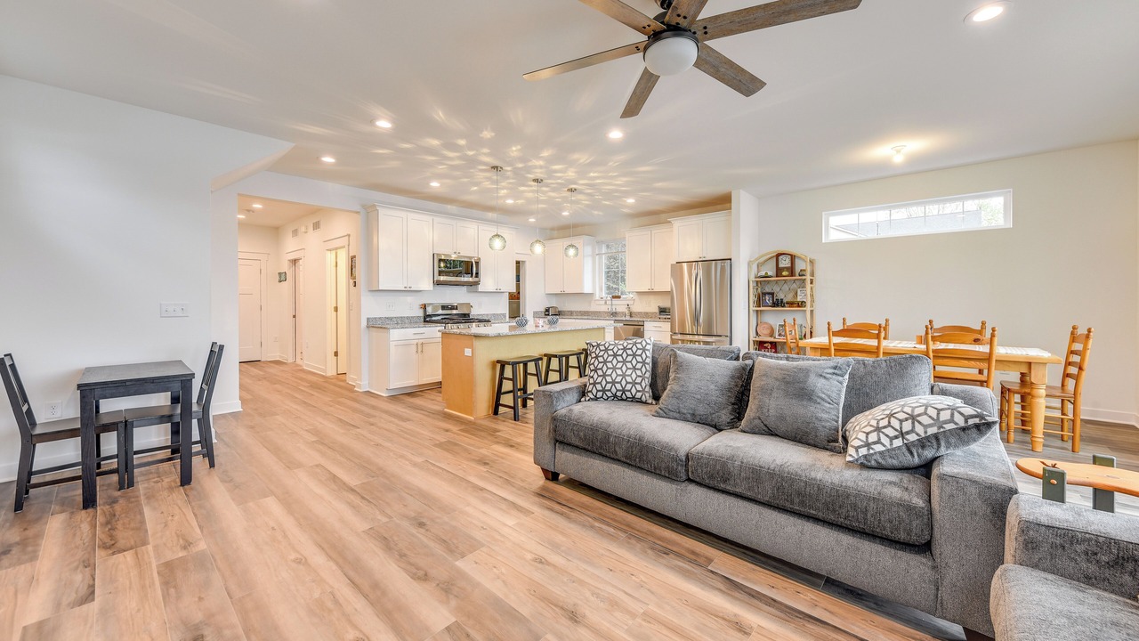 Photo of Livingroom in New Munster