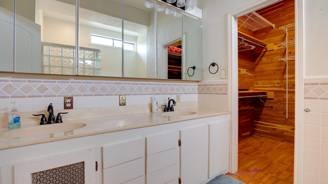 Photo of Bathroom in San Marcos